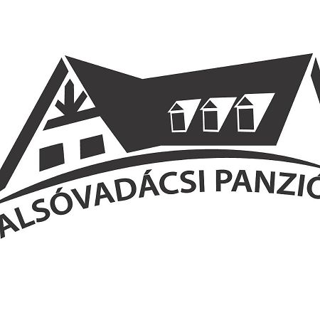 Bed and Breakfast Alsovadacs Vadaszhaz Panzio Sutto Exteriér fotografie